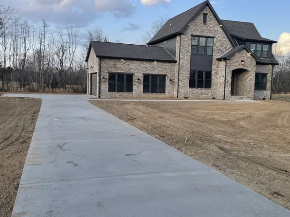 2699 Cave Springs Rd, Springfield, TN 37172