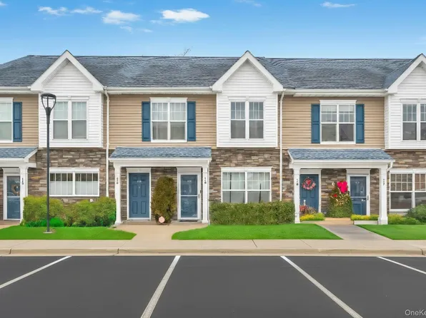 115 Weatherby Lane, Central Islip, NY 11722