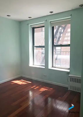 Rented by FirstService Realty (legacy) | media 19