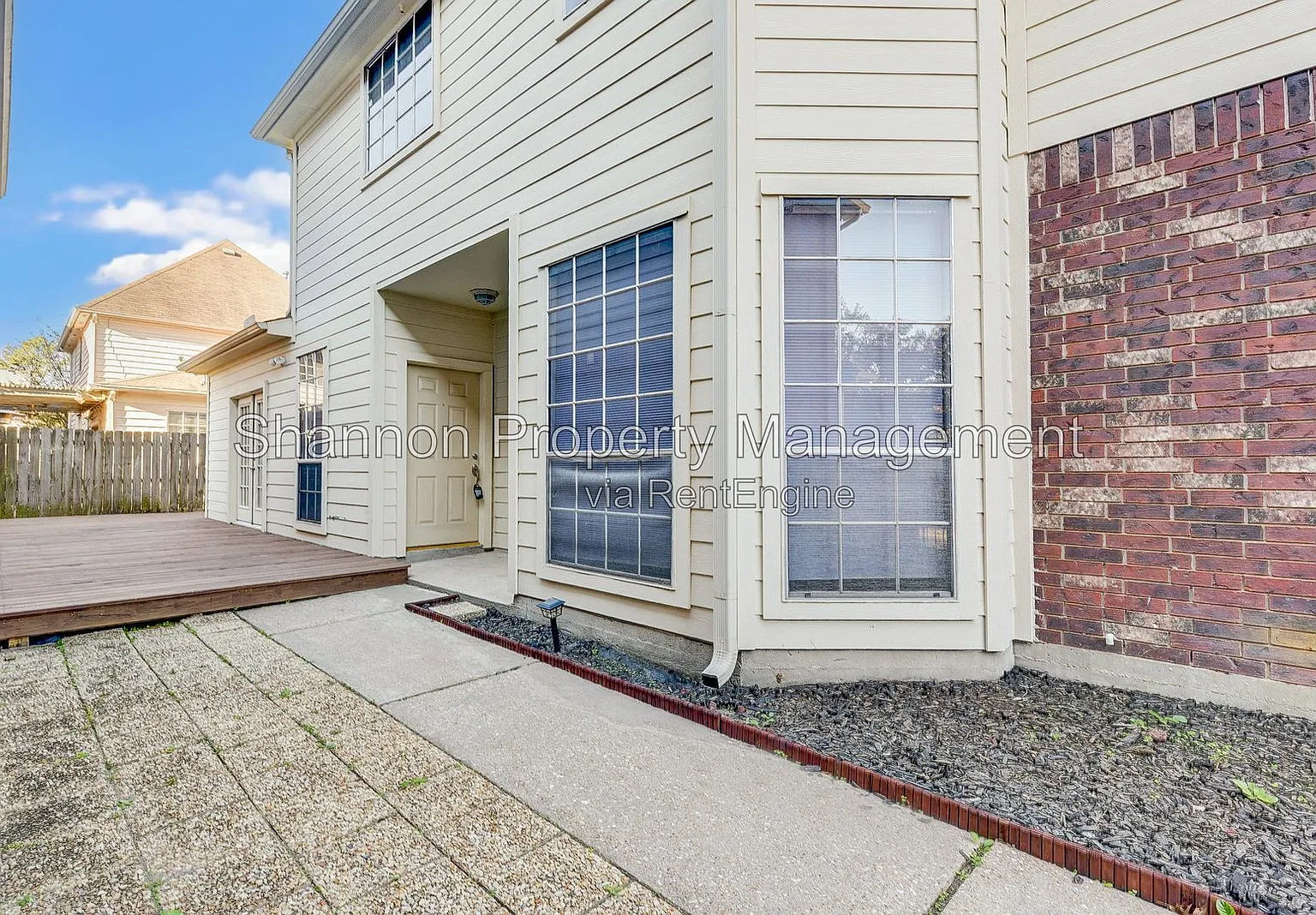 3 bed, 2.5 bath, 2000 sqft, $1,895 — Photo 4