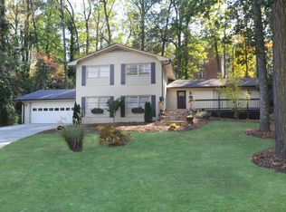 3135 Embry Hills Dr, Atlanta, GA