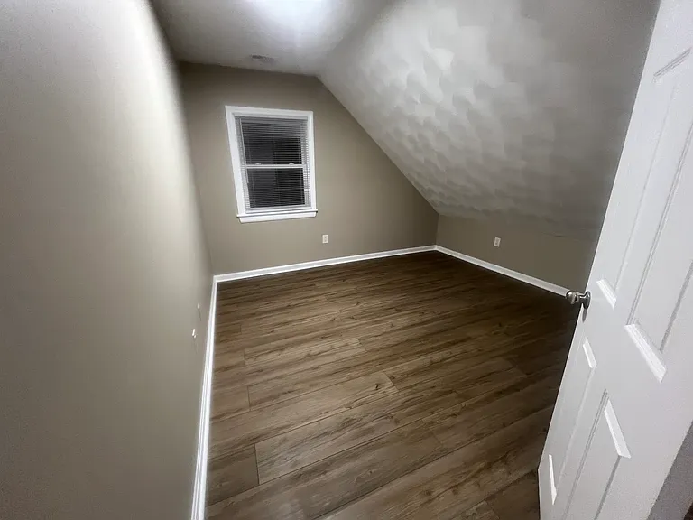 328 Atwells Ave #3 — Photo 4