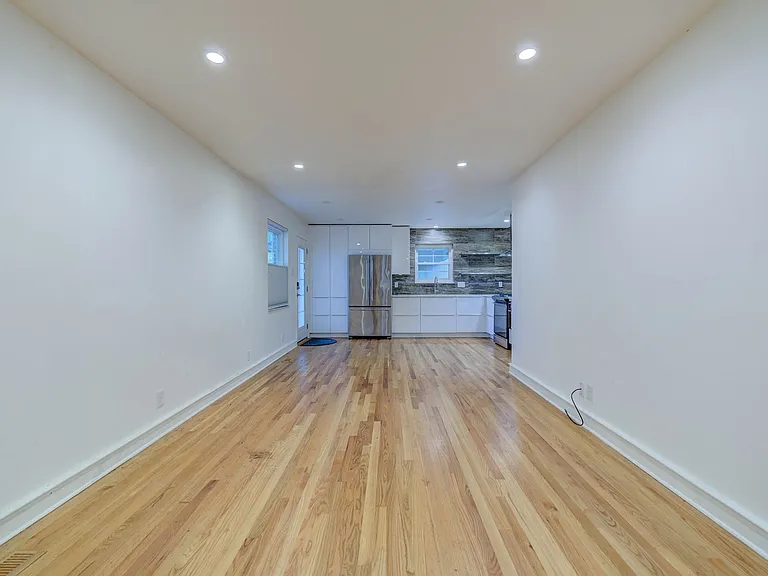 10602 Tioga Ct — Photo 21