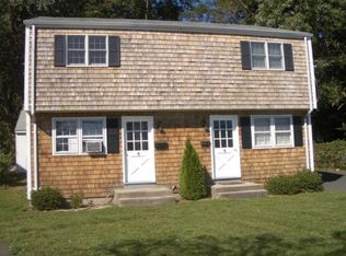 69 Strickland Rd #69, Cos Cob, CT 06807