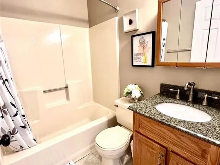 2741 Madison Ave — Photo 7