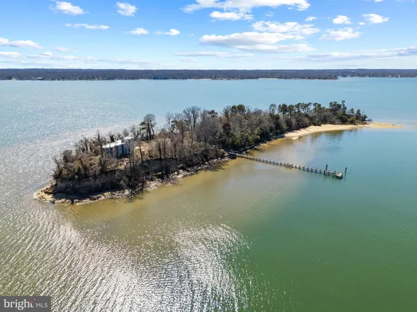 509 Edgewater Rd, Pasadena, MD 21122