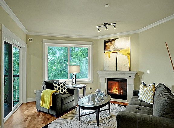 2nd image of 18609 SE Newport Way APT 302