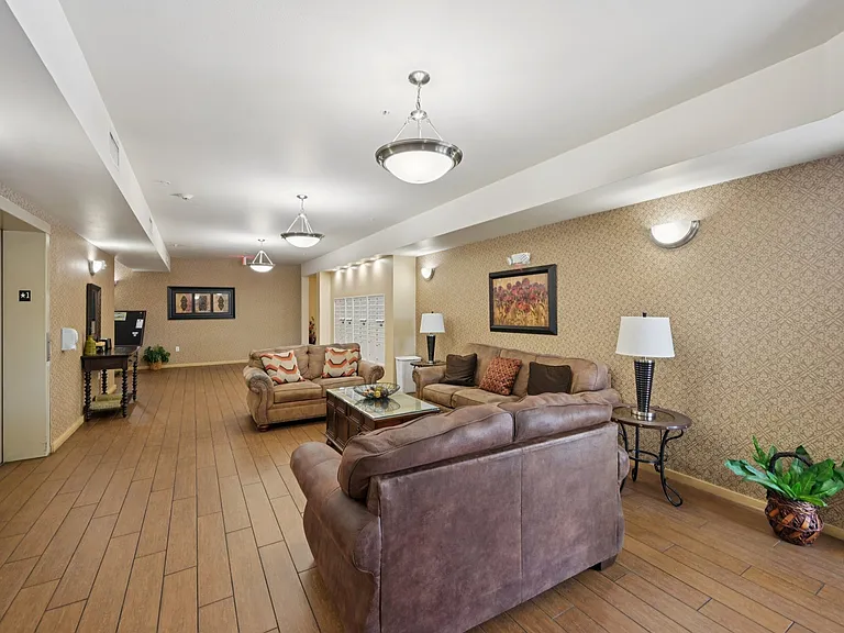 Washington Pointe — Photo 16
