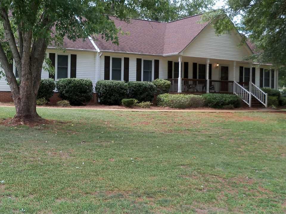 2nd image of 303 Keithwood Dr