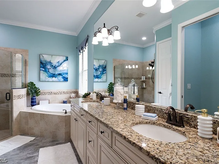 28539 Longford Ct — Photo 16