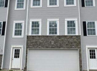 5946 Abernathy Ln, Columbus, OH