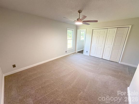 4th image of 708 Winding Way Dr