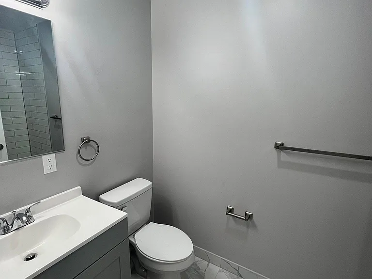 145 Bergen Ave #4 — Photo 14