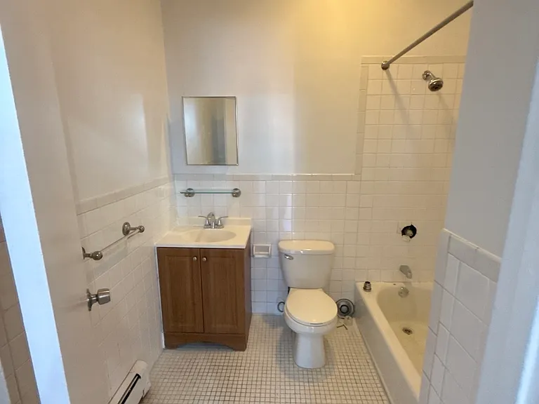 20 N Broadway #3B — Photo 3