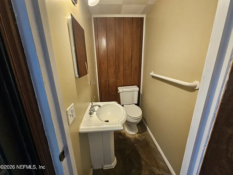 444 Alder St — Photo 14