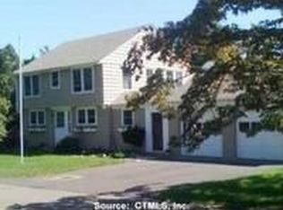 40 Seacrest Rd, Old Saybrook, CT 06475