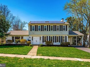 8803 Postoak Rd, Potomac, MD 20854