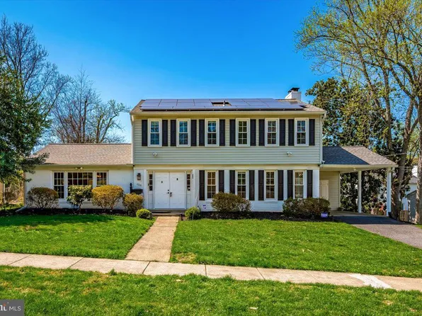 8803 Postoak Rd, Potomac, MD 20854