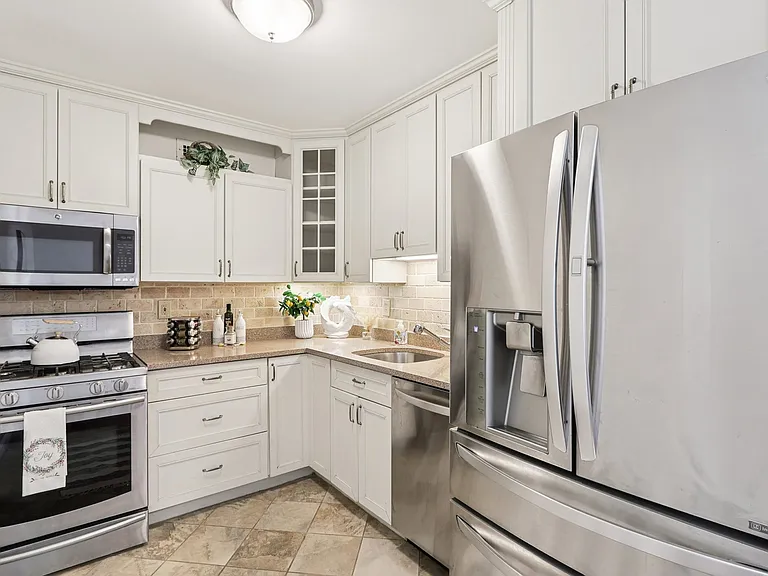4977 Battery Ln #1-610 — Photo 7