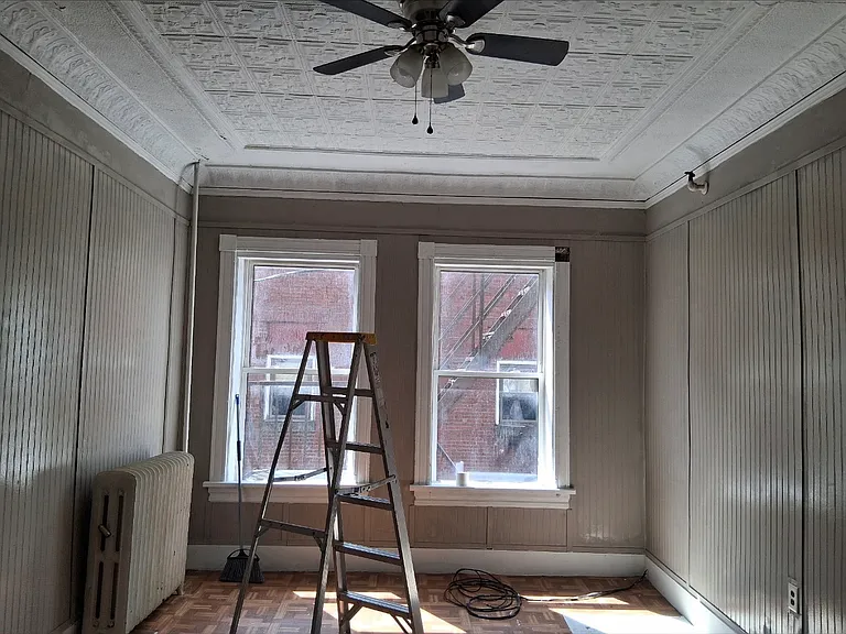 477 Main St — Photo 4