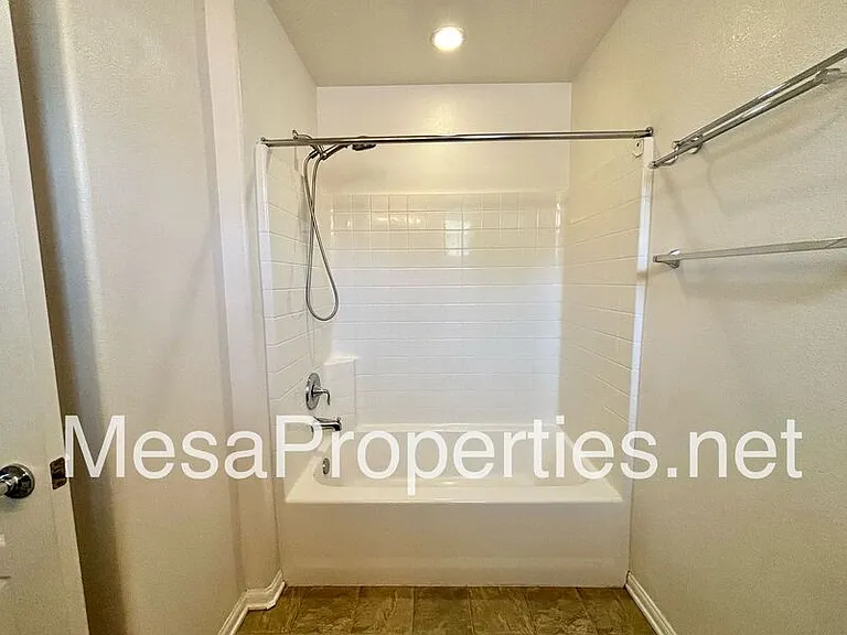 12368 Claredon Dr #6 — Photo 11