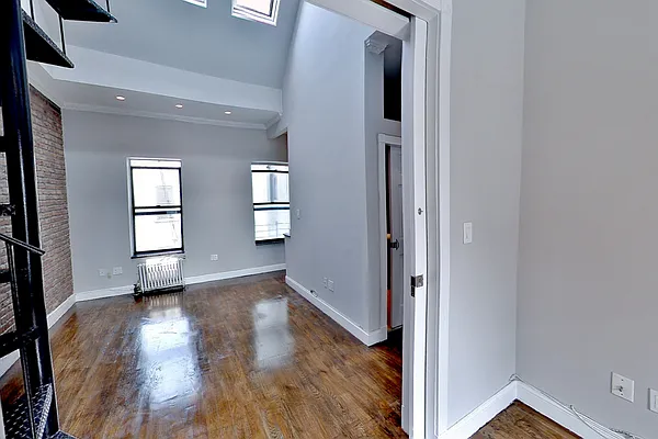 Rented by Centennial Properties NY | media 9