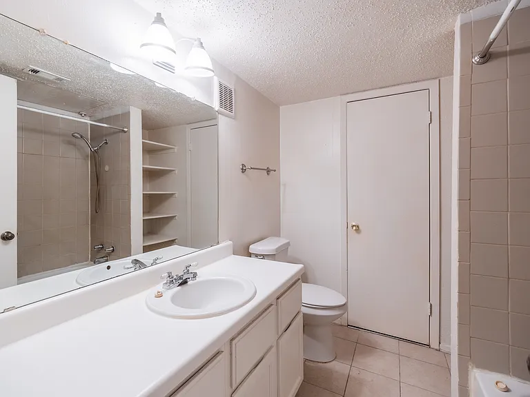 1805 W Spring Creek Pkwy #QQ1 — Photo 12