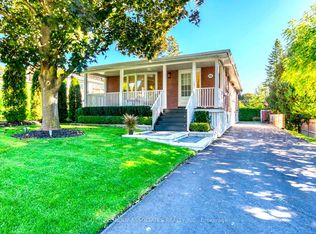 1 Laurentide Ave, Aurora, ON L4G 3B3