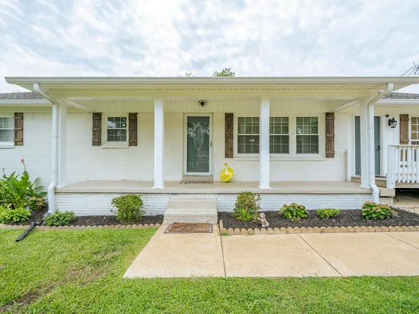 50 Blythe St, Savannah, TN 38372