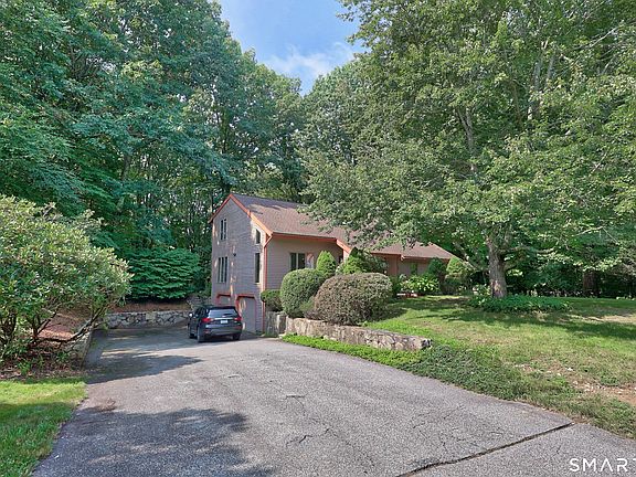 2nd image of 459 Bayberry Drive