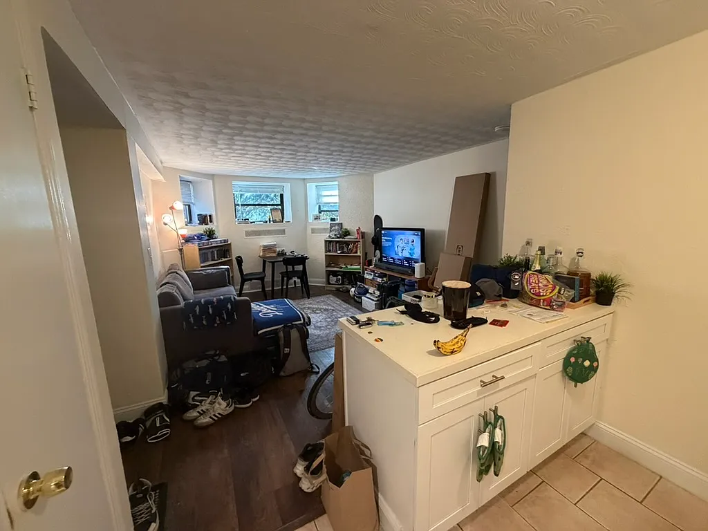 1 bed, 600 sqft, $1,995 — Photo 1