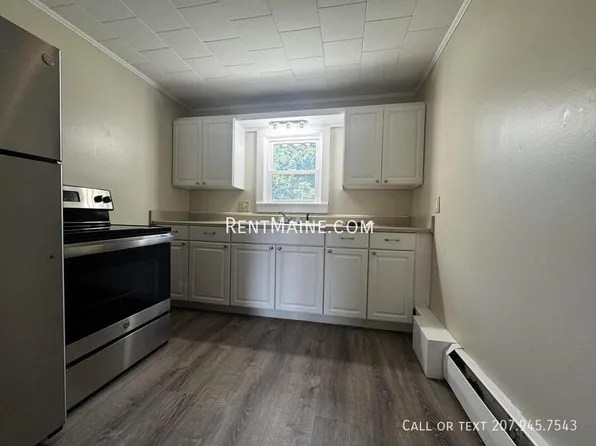 114 Riverside Dr Unit 2, Augusta, ME 04330