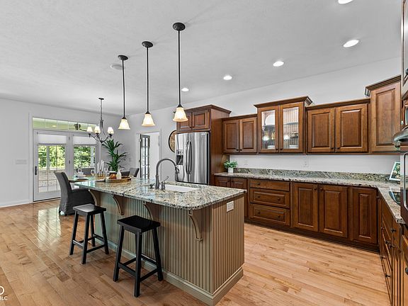 4th image of 3312 Nottinghill Cir