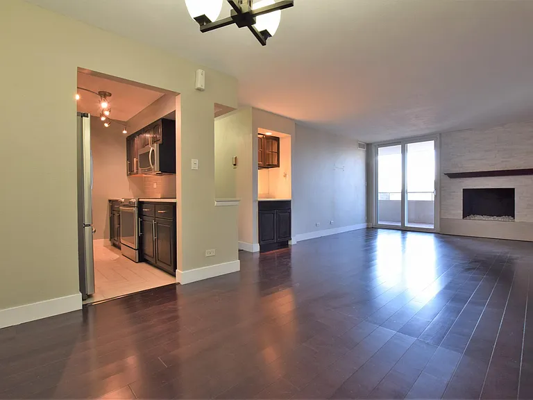 1313 N Williams St #501-1 — Photo 1