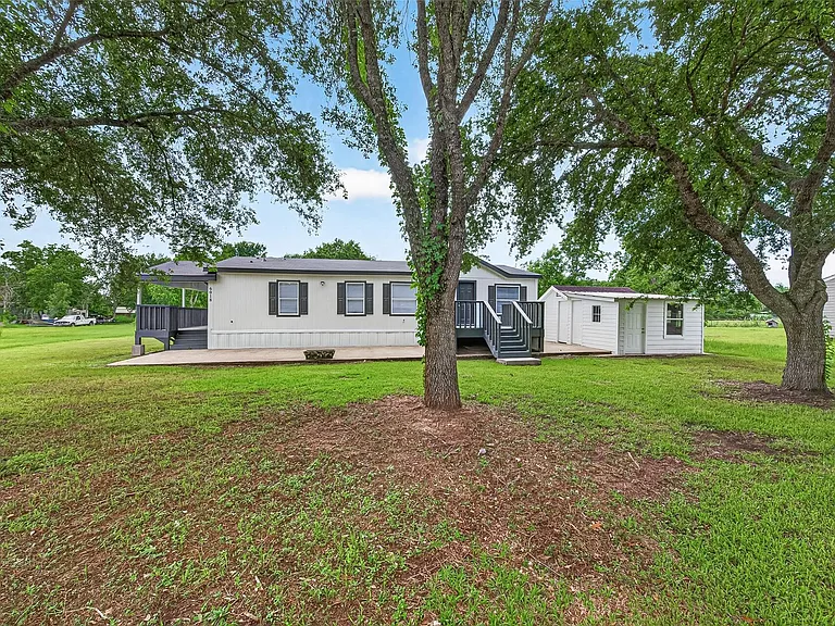 6018 Barney Ln — Photo 4