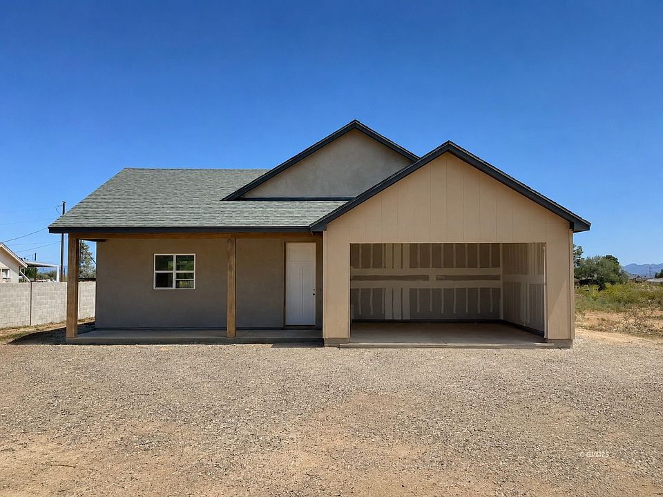 1st image of 8423 S Navajo Dr