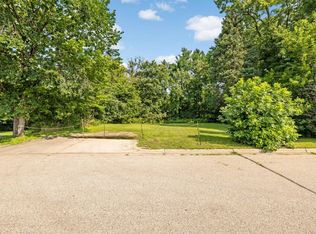 4102 Wayzata Blvd, Golden Valley, MN 55416