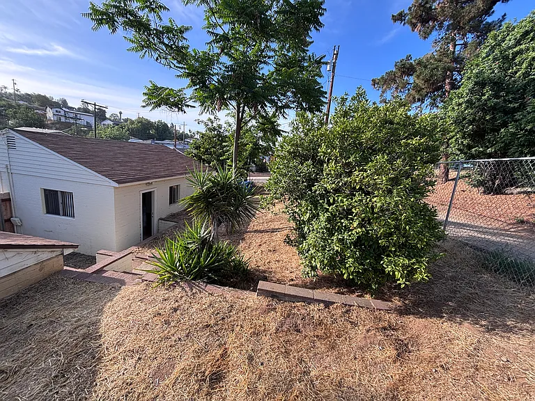 8564 Winter Gardens Blvd — Photo 21