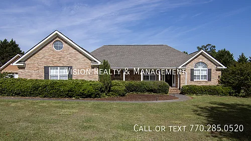 28 Summerwind Dr Photo 1