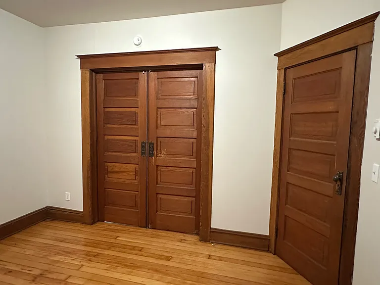 Glisan St. Townhomes — Photo 9
