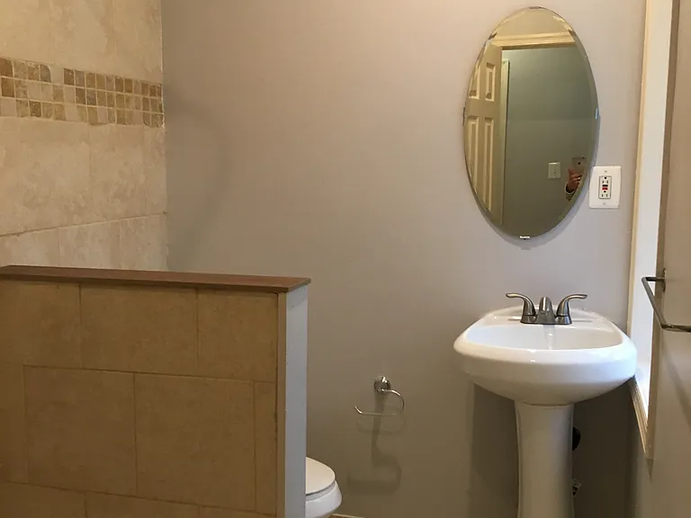 210 W Zeralda St #A — Photo 13
