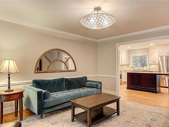 5th image of 506 Wedgedale Ave