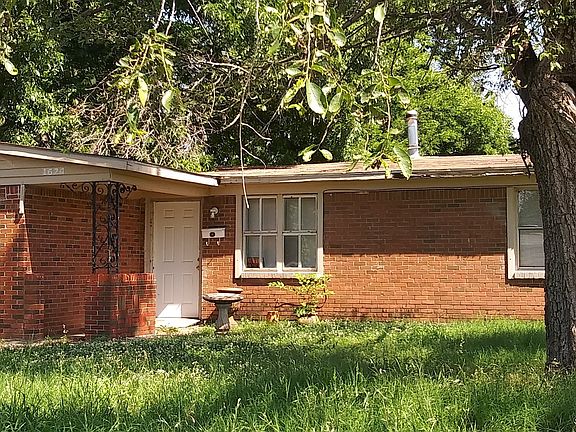 2nd image of 1624 Elm Dr