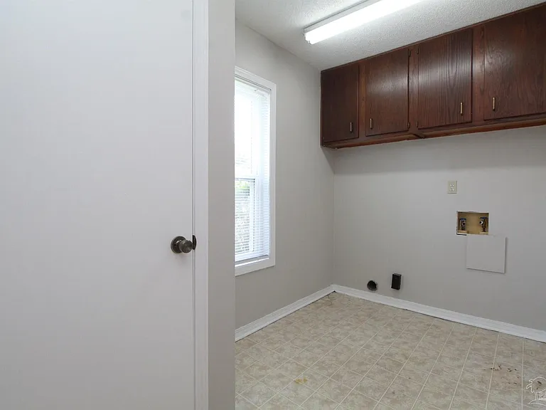 4630 Bellview Ave #B — Photo 13