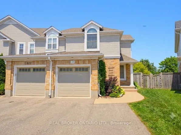 520 Mayflower St, Waterloo, ON N2K 3Y7