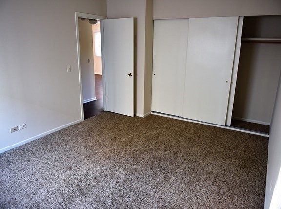 5th image of 905 N Milwaukee Ave #202