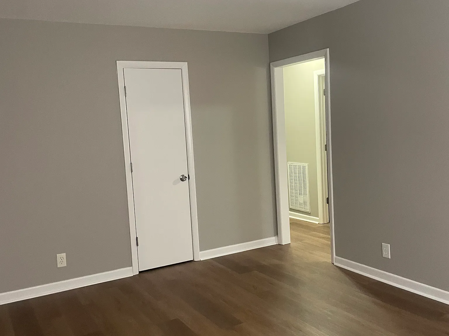 2 bed, 980 sqft, $1,310 — Photo 2