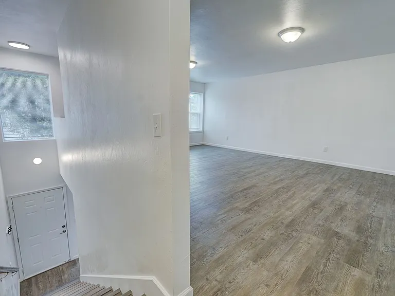 2808 NW 57th St #1 — Photo 10