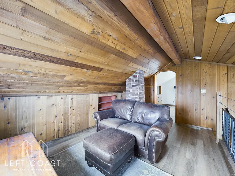 1033 NW Inlet Ave — Photo 36