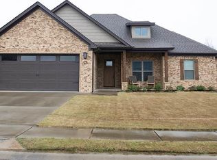 605 Creekside Cv, Bryant, AR 72022